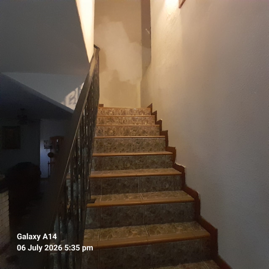 3 Bedroom Property for Sale in Safari Gardens North West